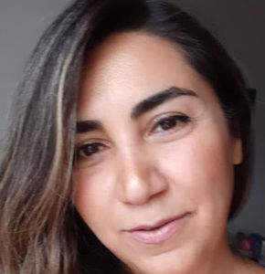 Meet your Posher, Elham